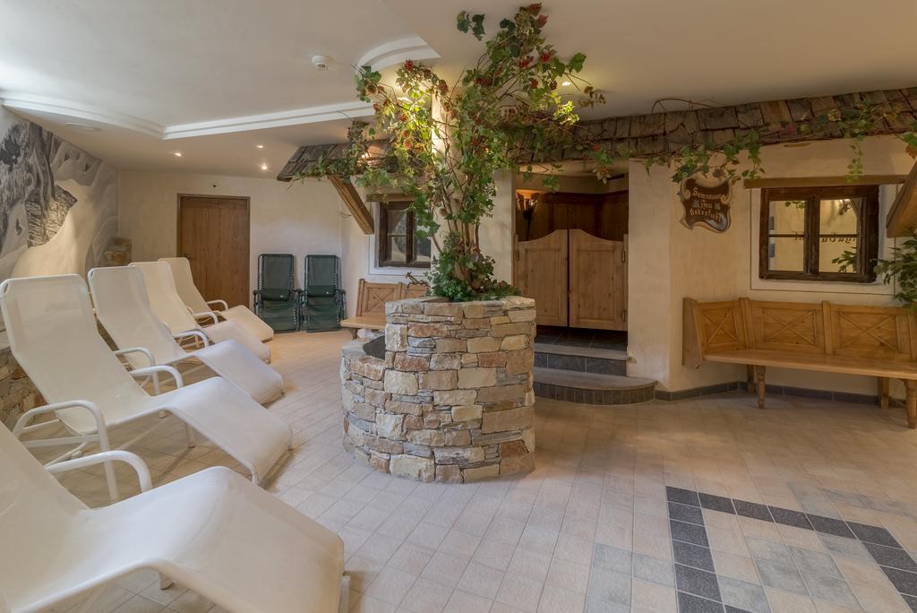 Hotel Garni Chasa Nova Замнаун Экстерьер фото
